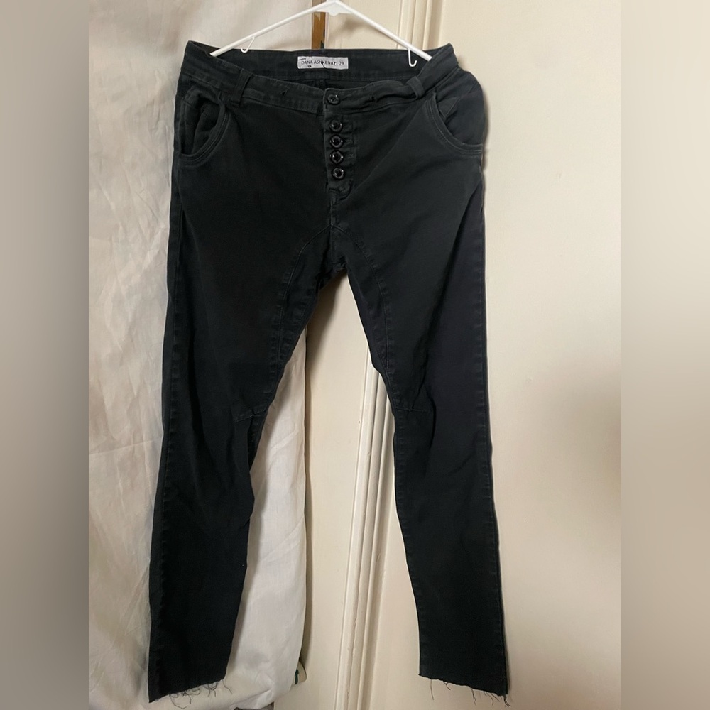 DANA ASHKENAZI women's frayed black jeans Size 28”
